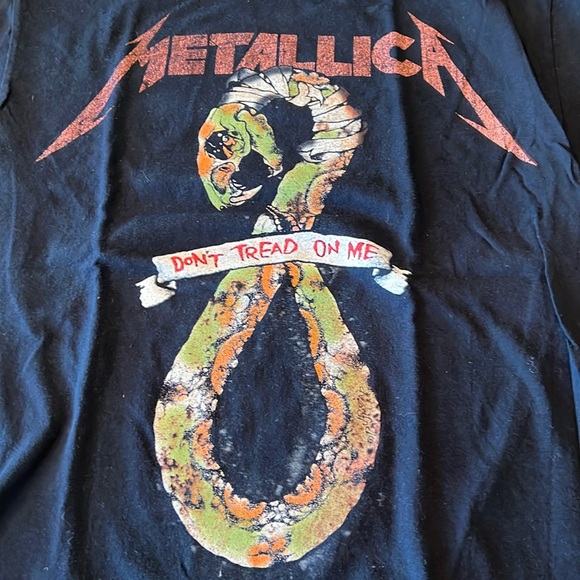Metallica Black with Venom Don’t Tread on Me Concert Graphic Tee T-shirt Medium - Picture 2 of 4